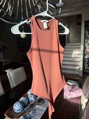 H&M Rust Sleeveless Tie-Hem Bodysuit